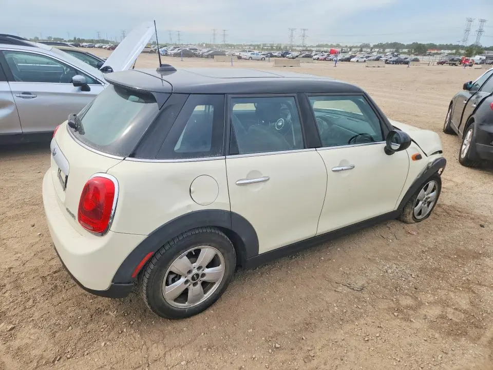 2015 MINI COOPER   
