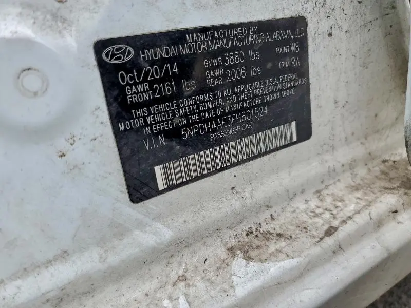 2015 HYUNDAI ELANTRA SE  