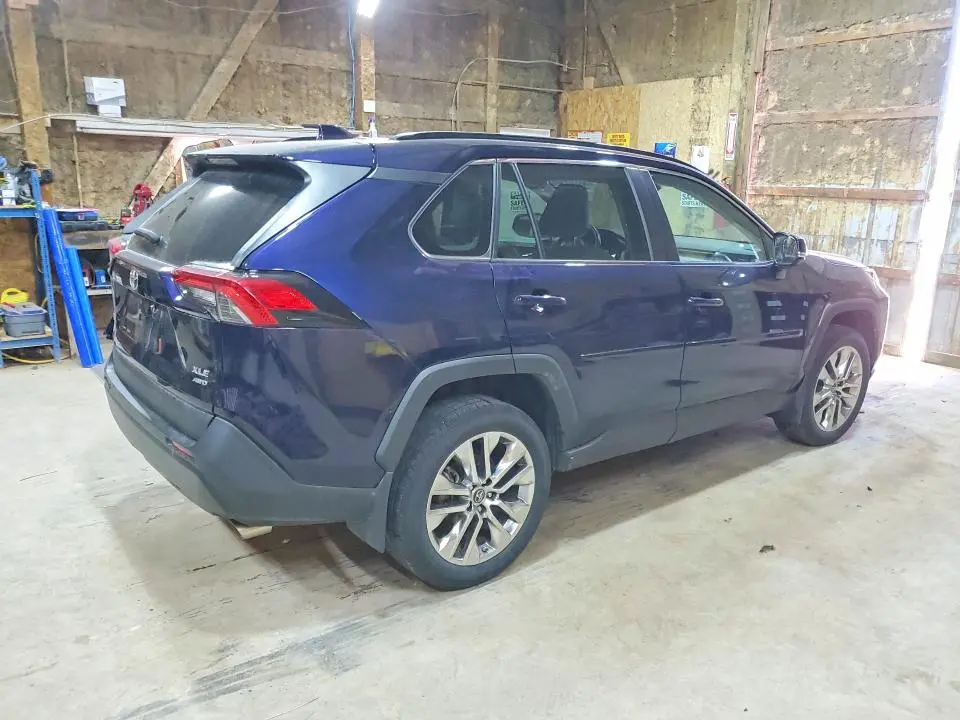 2019 TOYOTA RAV4 XLE PREMIUM  