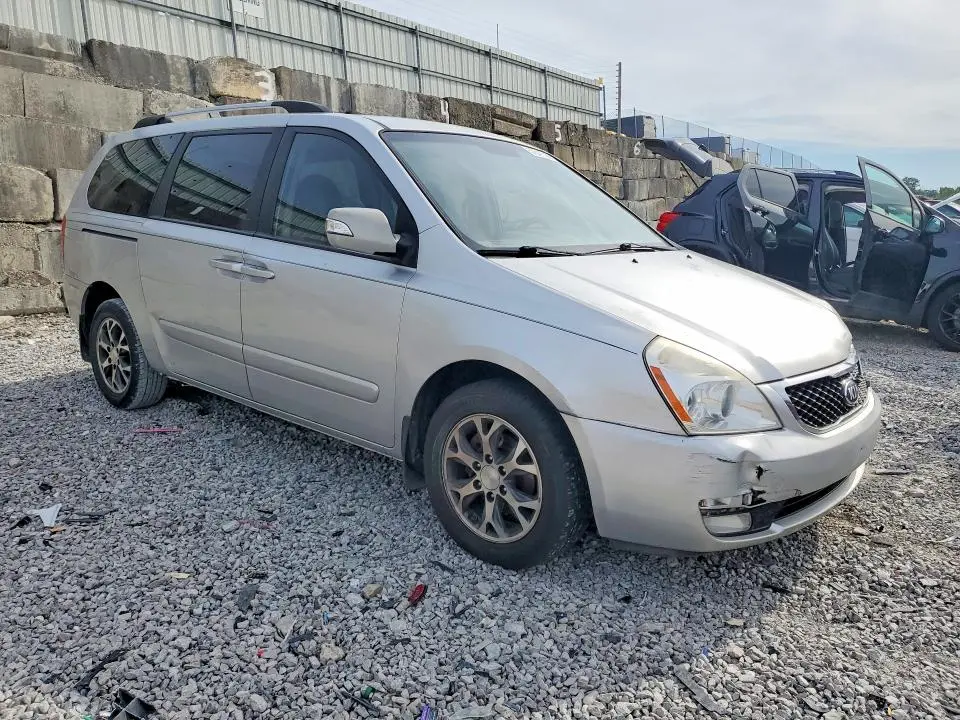 2014 KIA SEDONA LX  