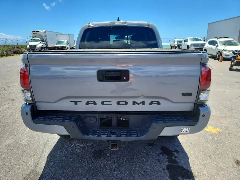2021 TOYOTA TACOMA SR5 V6  