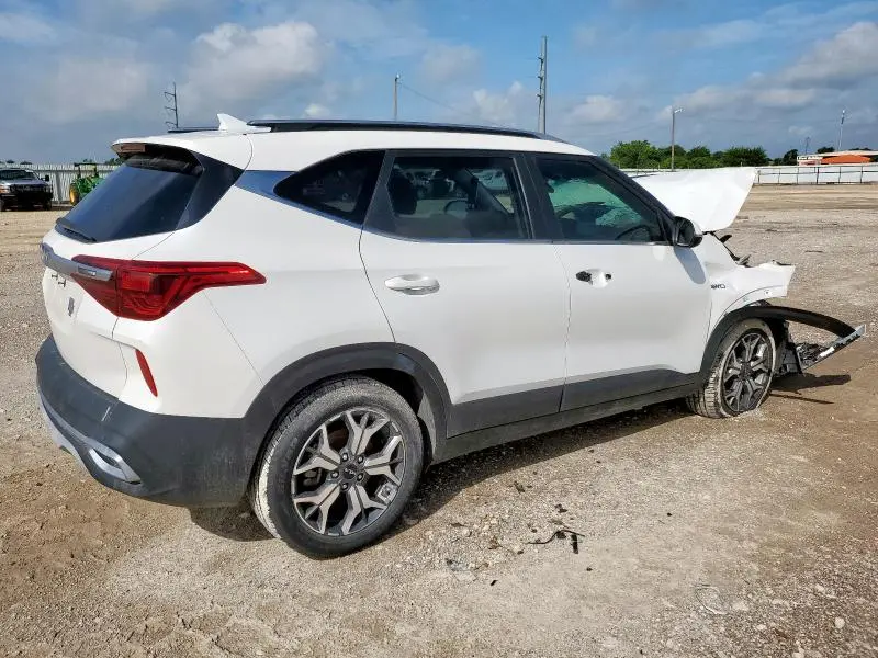 2022 KIA SELTOS EX  