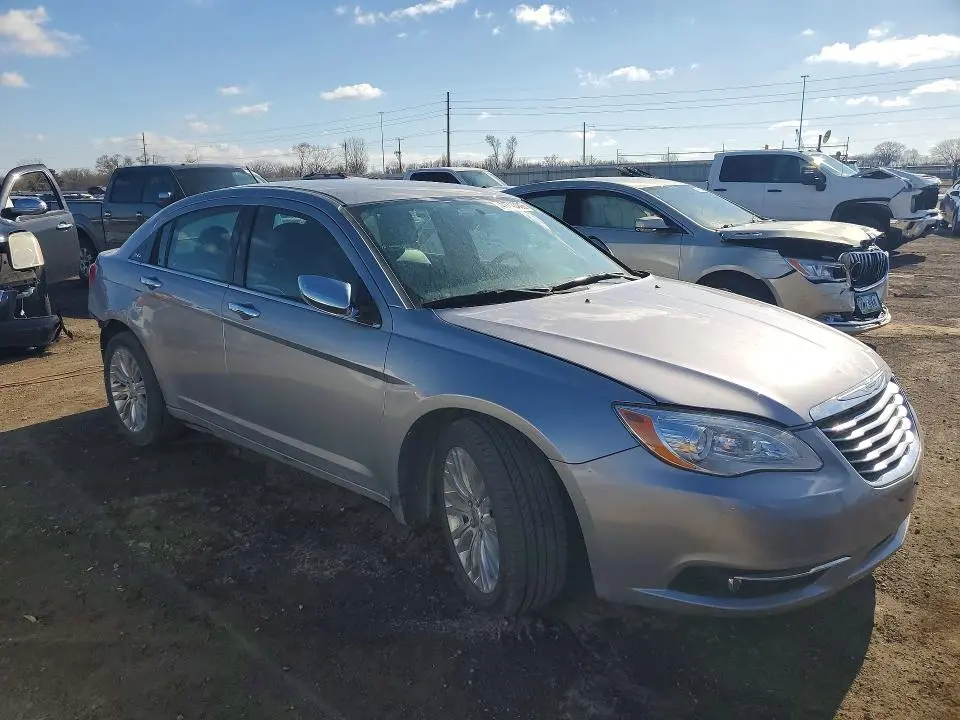 2013 CHRYSLER 200 LIMITED  