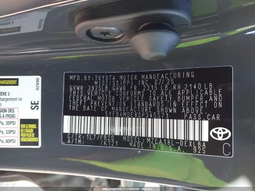 2025 TOYOTA COROLLA LE