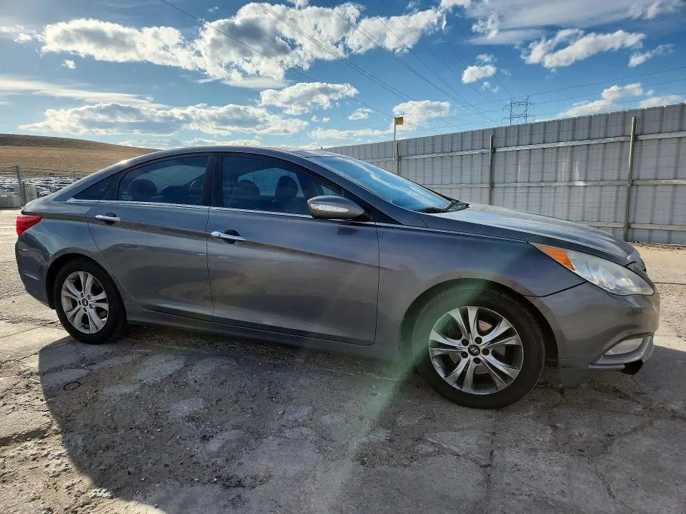 2013 HYUNDAI SONATA LIMITED  