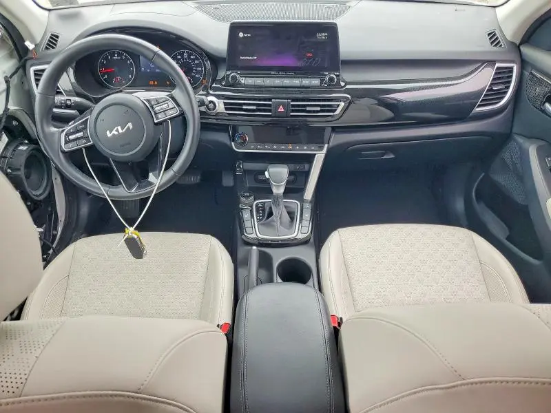 2022 KIA SELTOS EX  