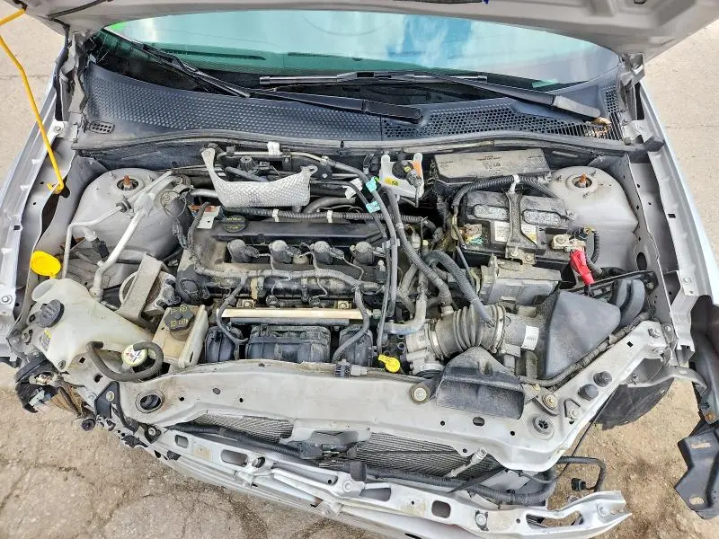 2010 FORD FOCUS SE  