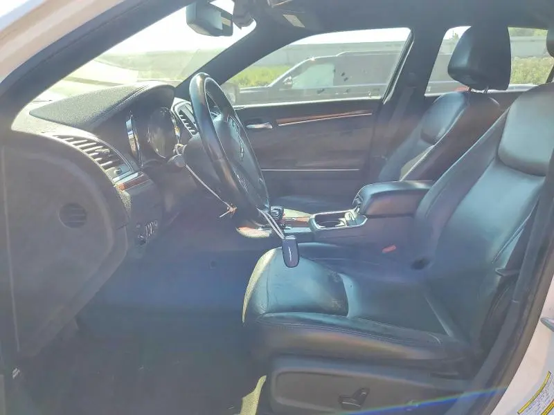 2012 CHRYSLER 300 LIMITED  