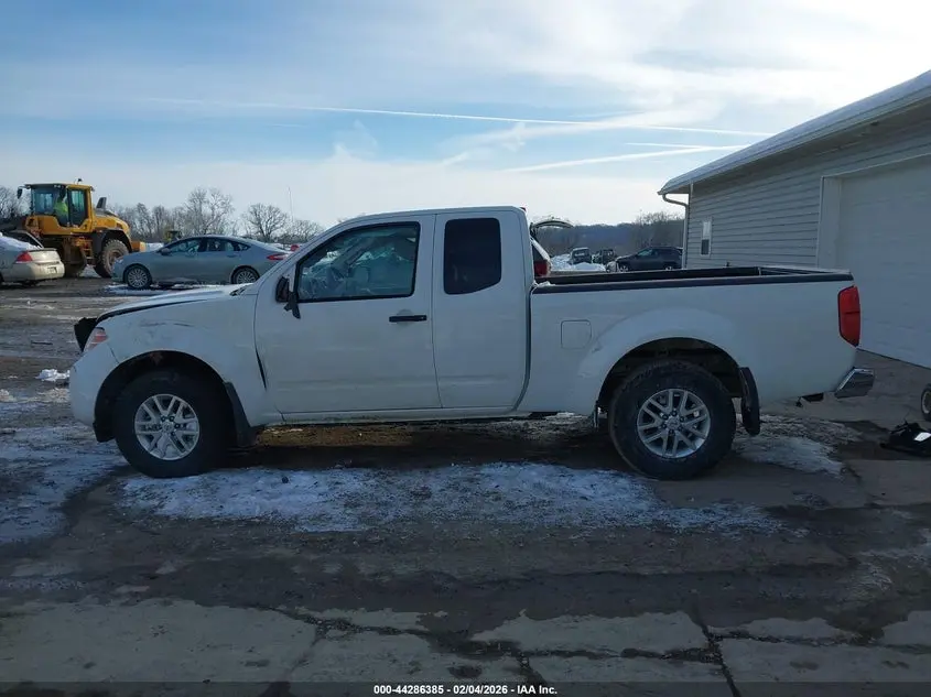 2014 NISSAN FRONTIER SV