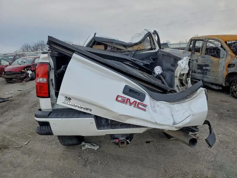 2019 GMC SIERRA K2500 DENALI  