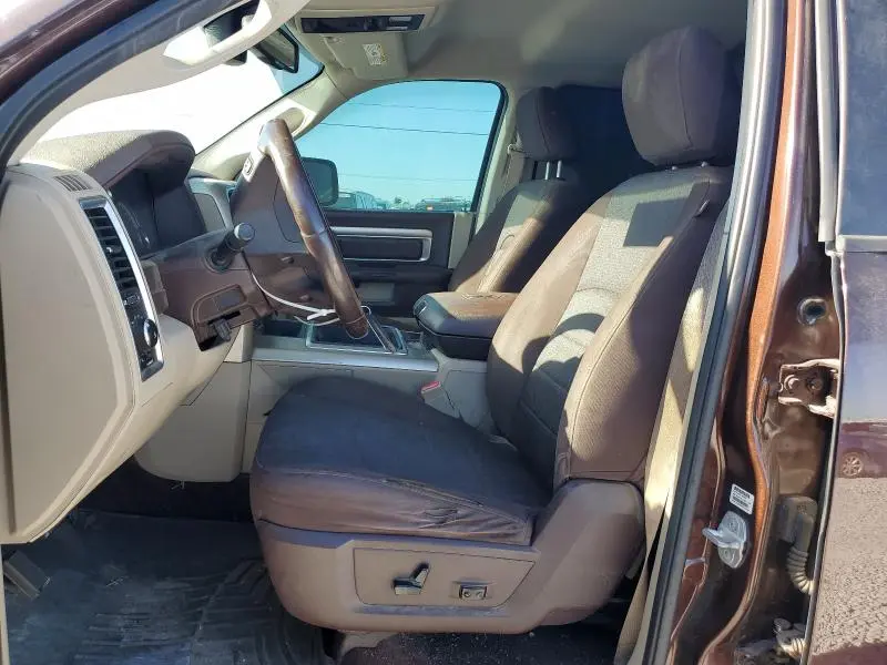2015 RAM 1500 SLT