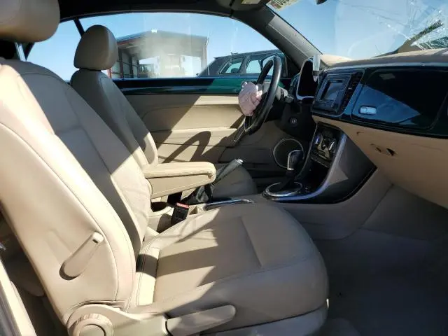 2017 VOLKSWAGEN BEETLE S/SE  