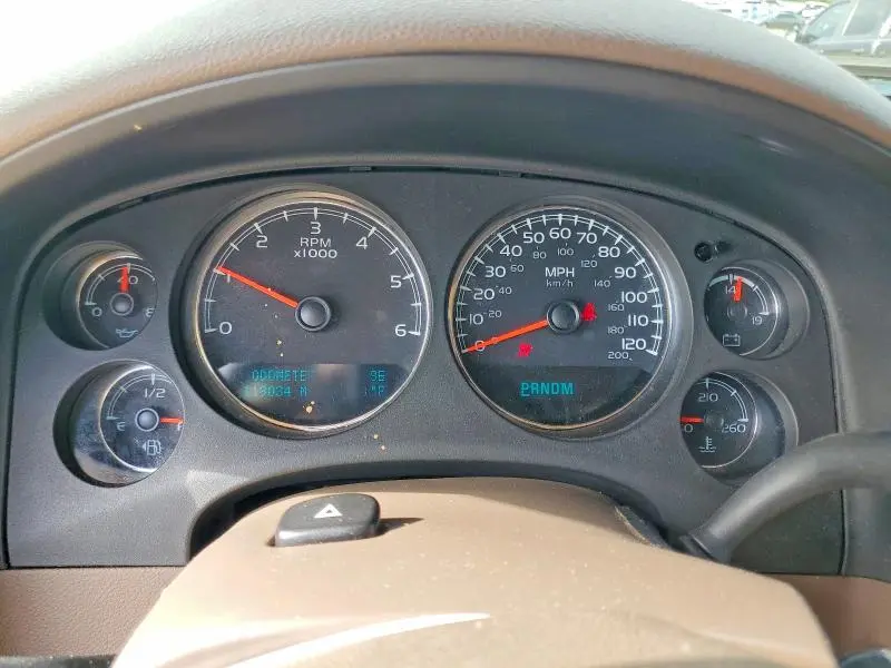 2011 CHEVROLET SUBURBAN C1500 LTZ  