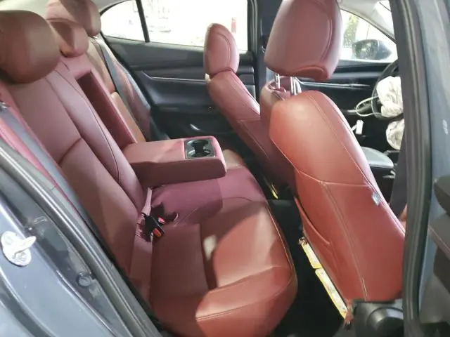 2024 MAZDA 3 PREFERRED  