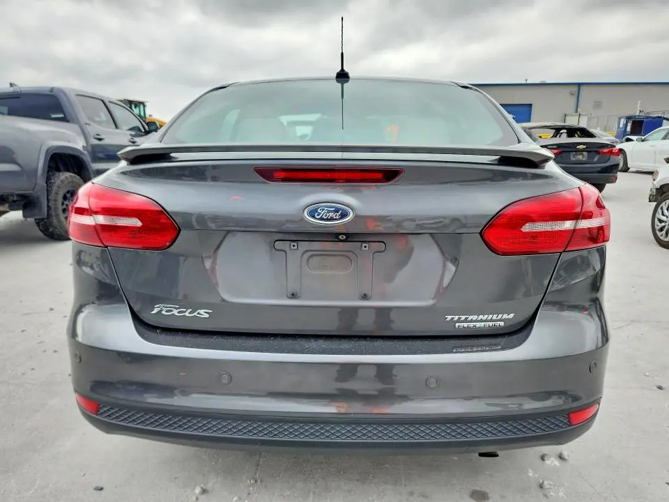 2016 FORD FOCUS TITANIUM  