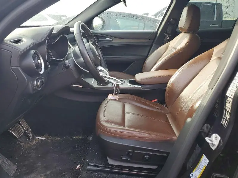 2022 ALFA ROMEO STELVIO TI  