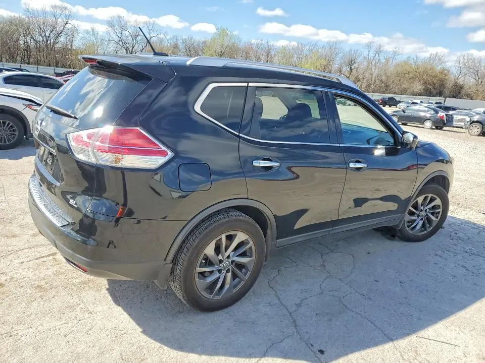 2016 NISSAN ROGUE SL  