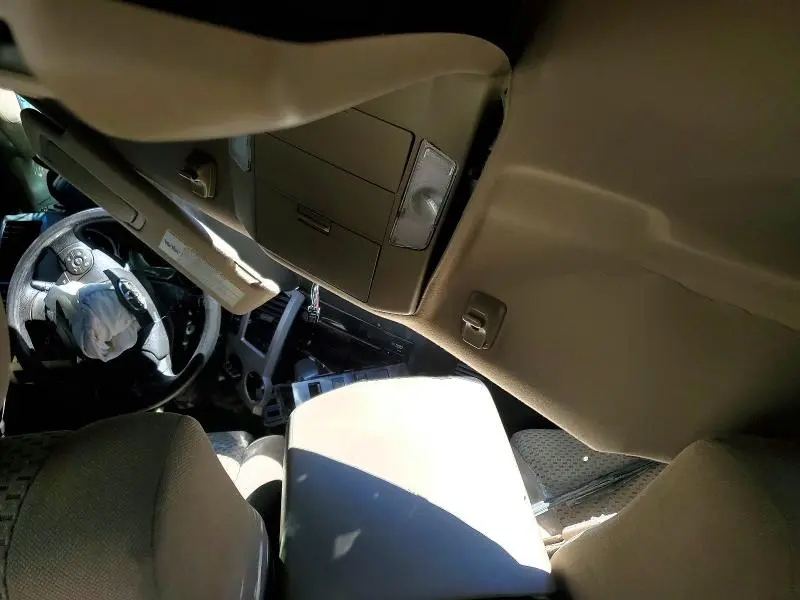 2011 TOYOTA TUNDRA GRADE  