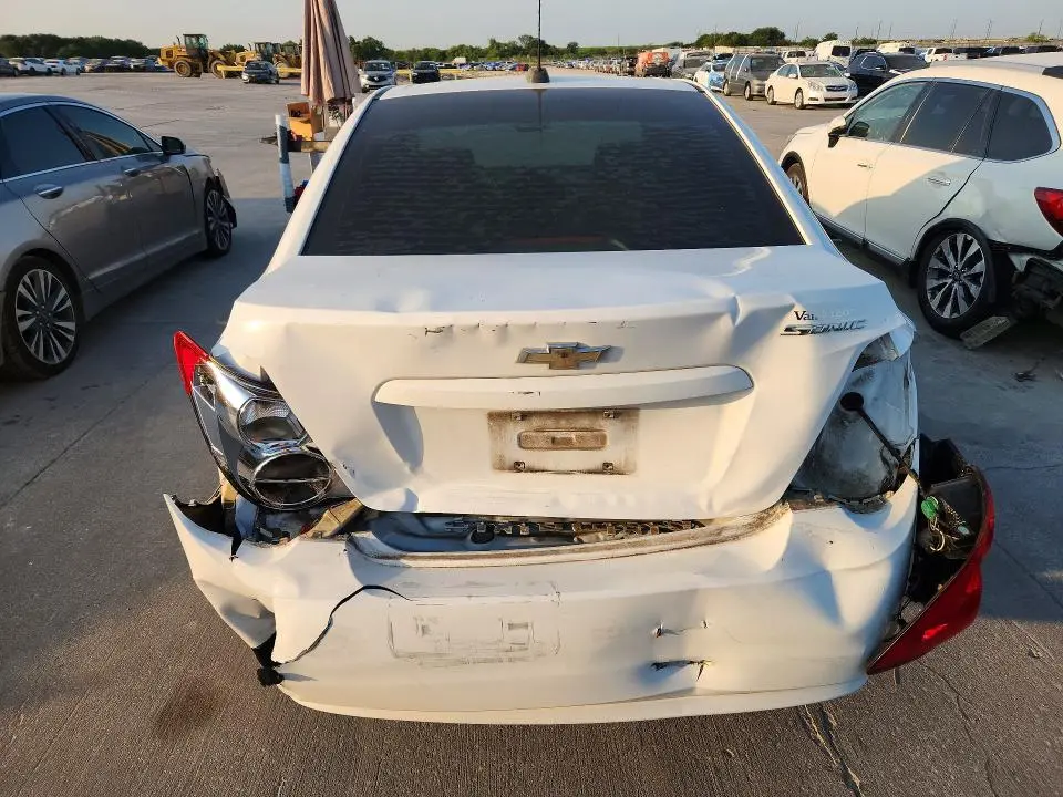 2016 CHEVROLET SONIC LS  