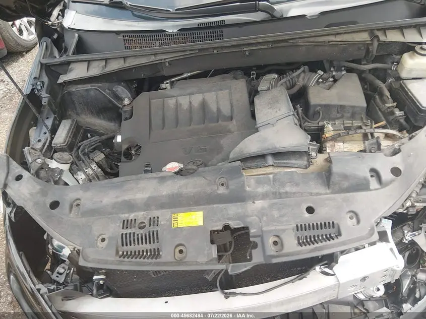 2016 TOYOTA HIGHLANDER XLE V6