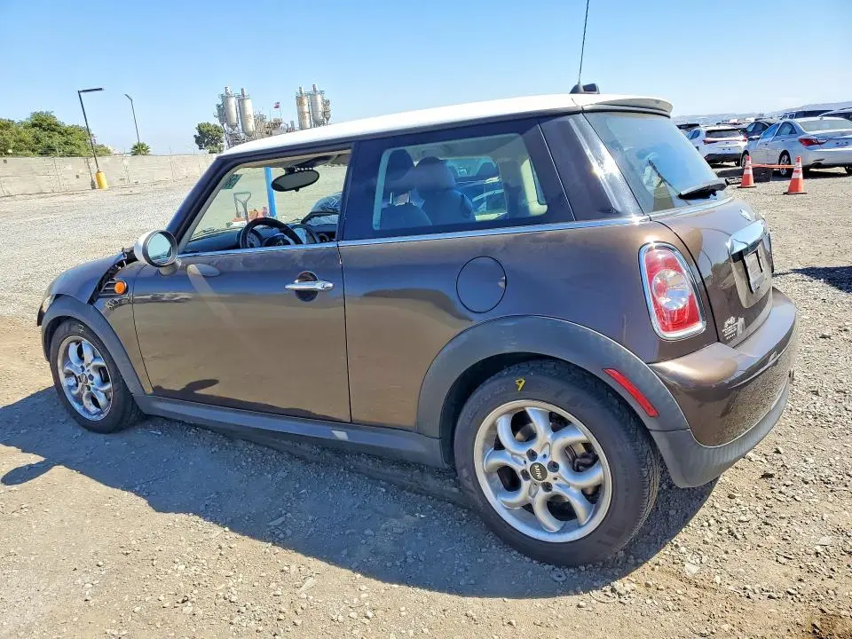 2012 MINI COOPER   
