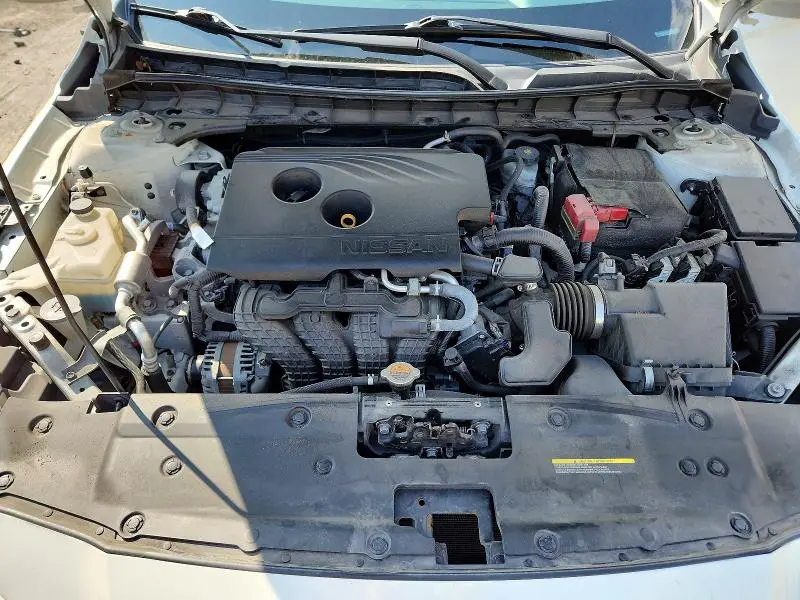2019 NISSAN ALTIMA SR  