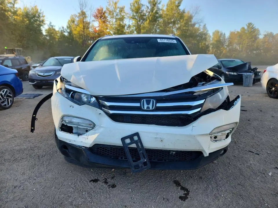 2017 HONDA PILOT EXLN  