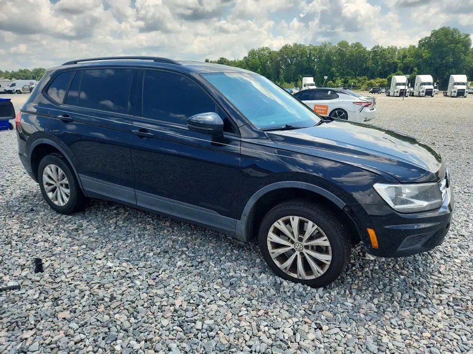 2018 VOLKSWAGEN TIGUAN S  