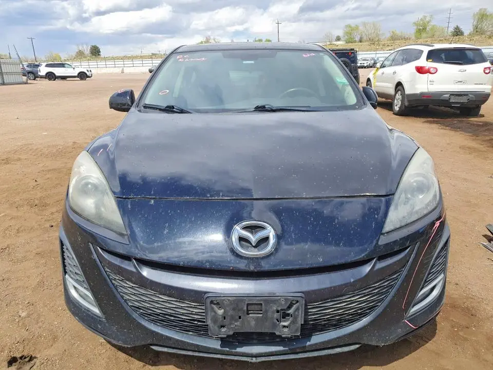 2011 MAZDA 3 S  