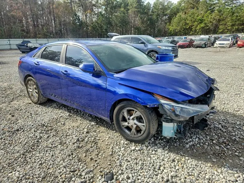 2021 HYUNDAI ELANTRA SE  