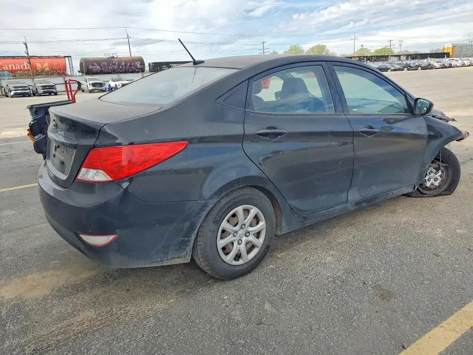 2012 HYUNDAI ACCENT GLS  
