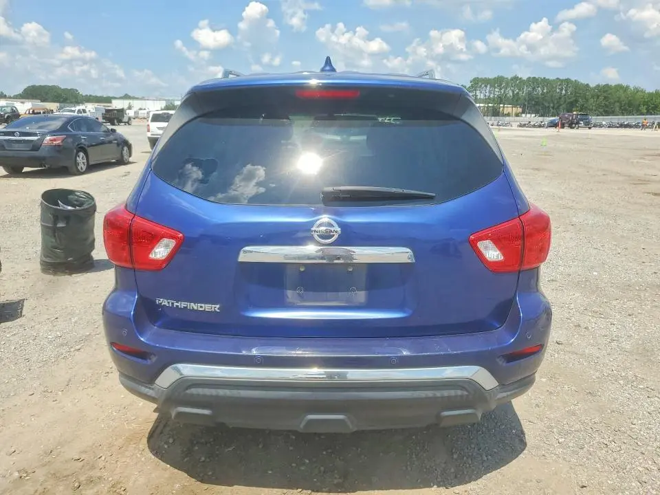 2019 NISSAN PATHFINDER S  