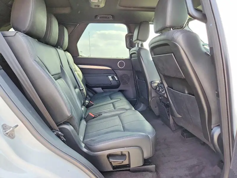 2020 LAND ROVER DISCOVERY LANDMARK  