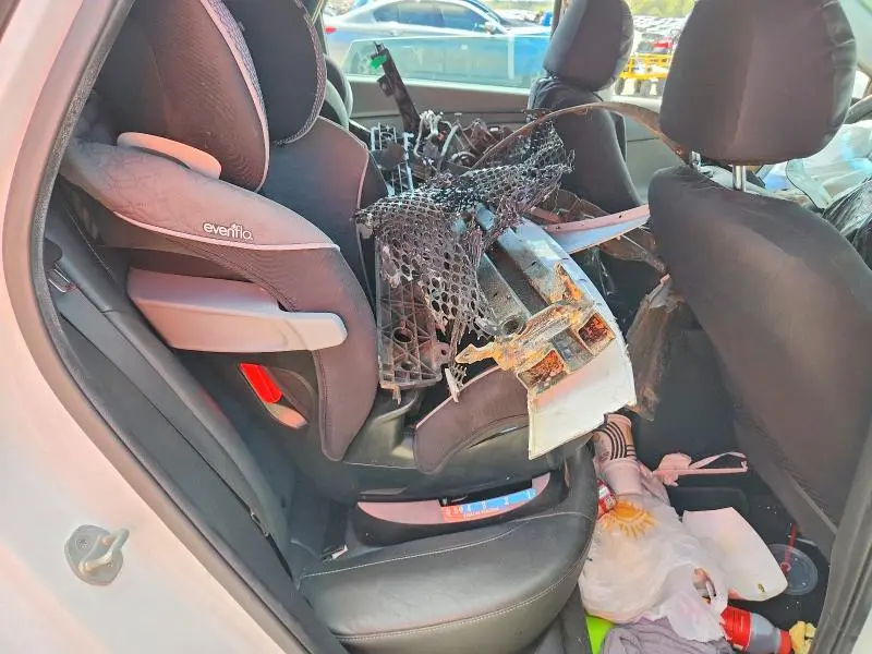 2018 HYUNDAI ELANTRA GT BASE  
