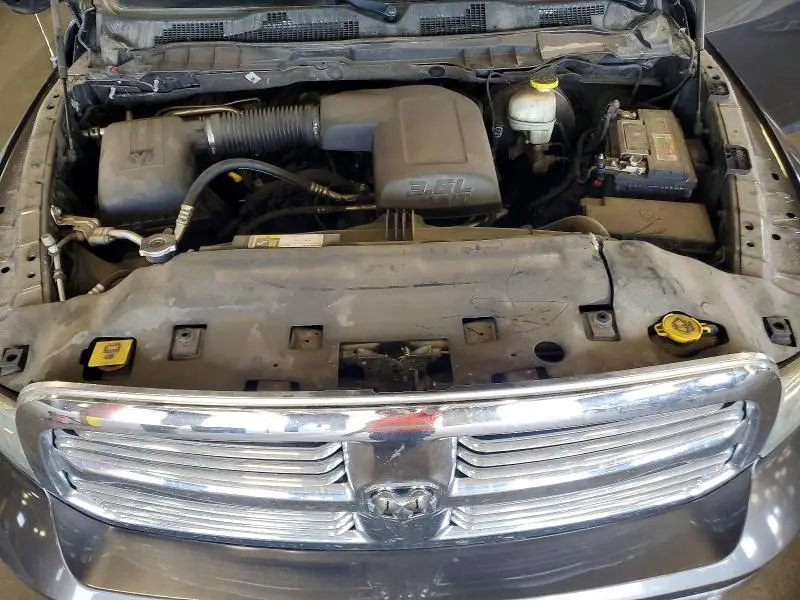 2017 RAM 1500 SLT  