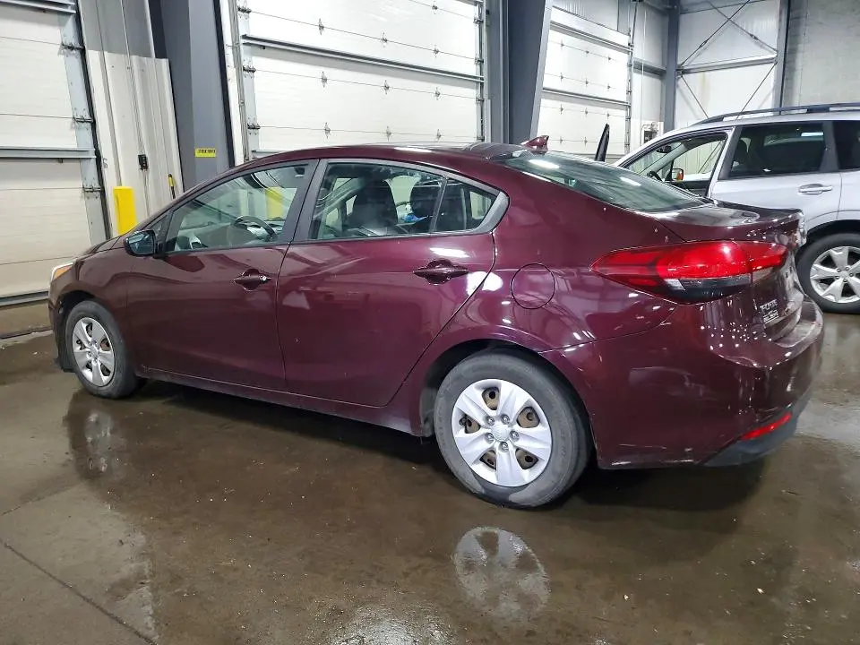 2017 KIA FORTE LX  