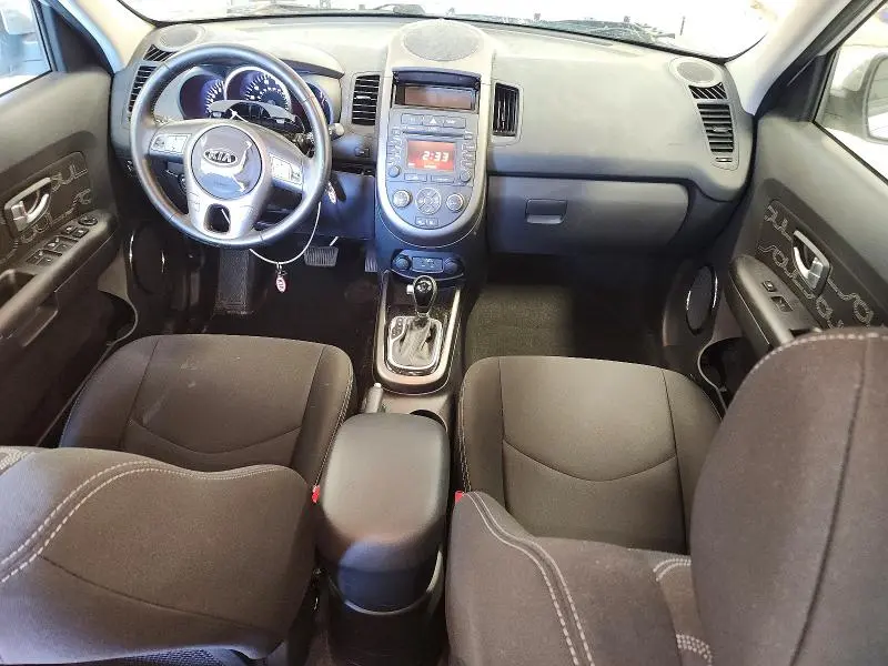 2013 KIA SOUL +  