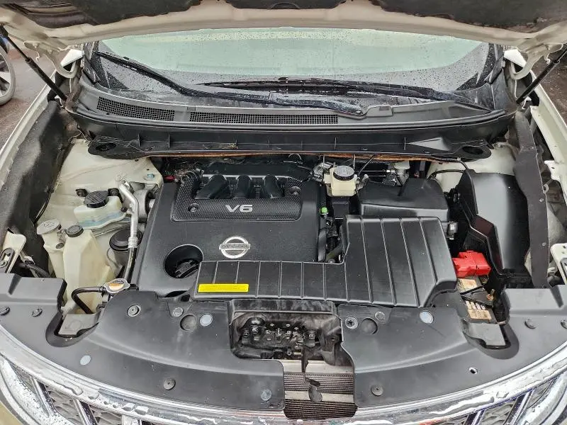 2011 NISSAN MURANO S  