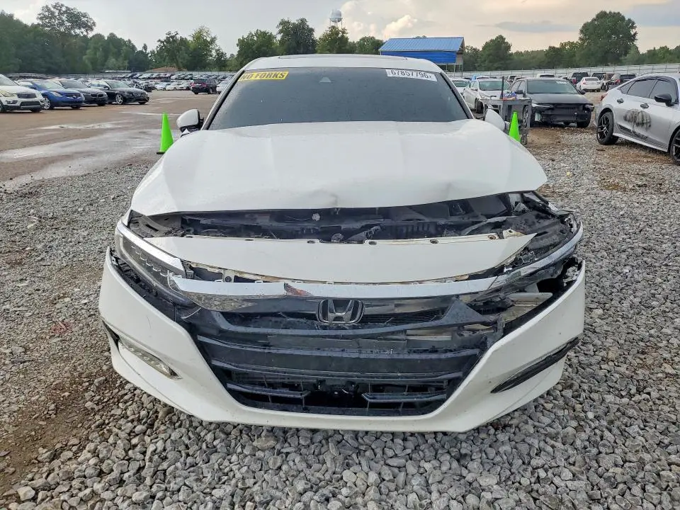 2019 HONDA ACCORD EX  