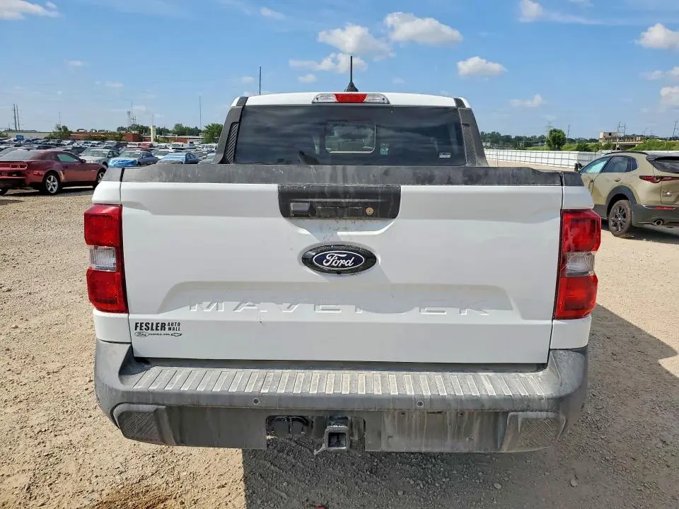 2025 FORD MAVERICK LARIAT  