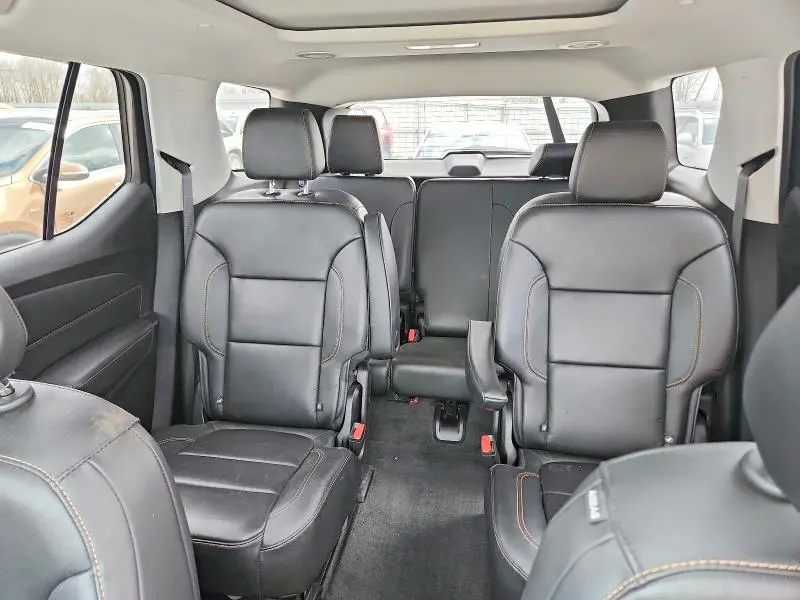 2019 CHEVROLET TRAVERSE LT  