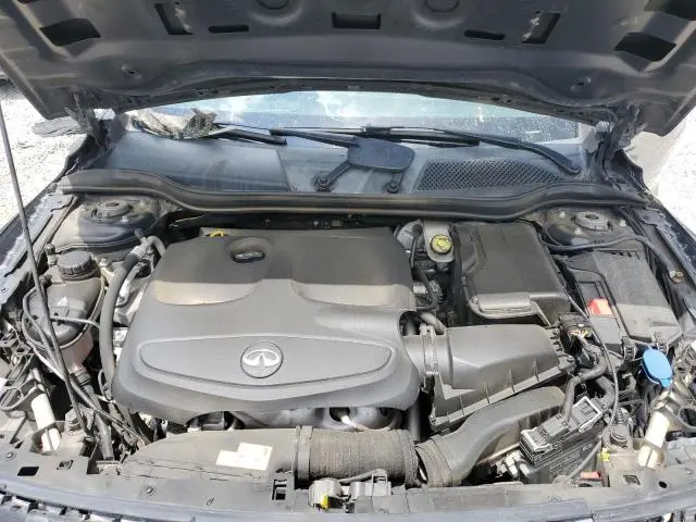 2017 INFINITI QX30 BASE  
