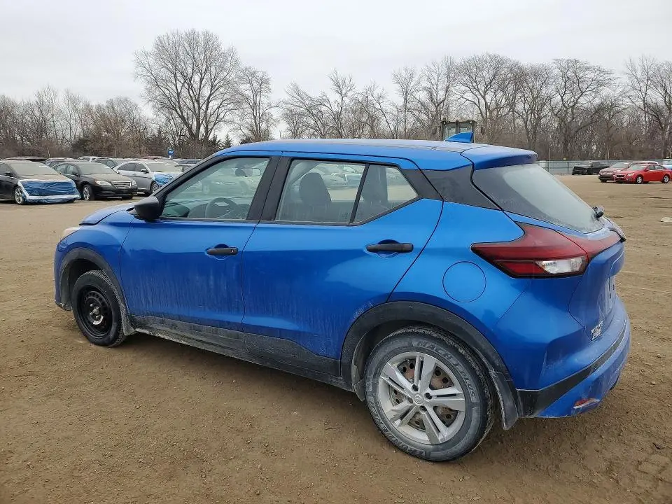 2022 NISSAN KICKS S  