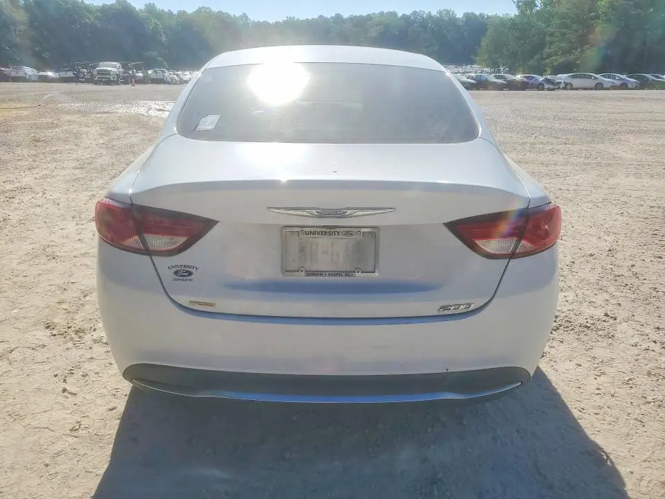 2017 CHRYSLER 200 LIMITED  