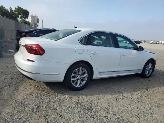 2017 VOLKSWAGEN PASSAT S  