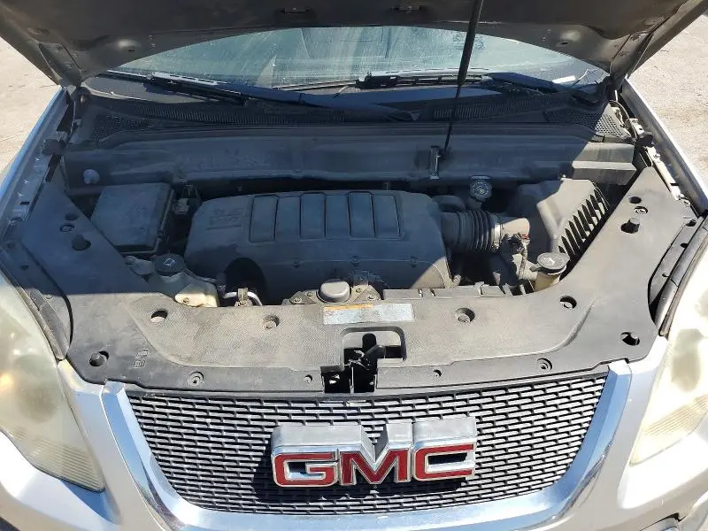 2012 GMC ACADIA SLE  