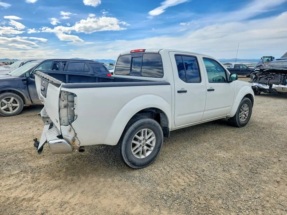 2016 NISSAN FRONTIER SV  