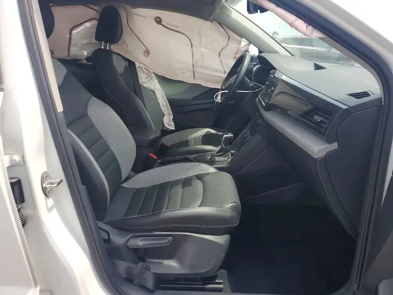 2022 VOLKSWAGEN TAOS SEL  