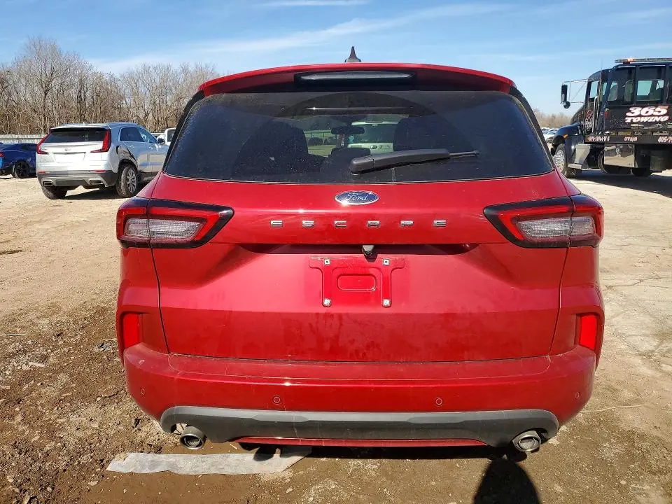 2024 FORD ESCAPE ST LINE  