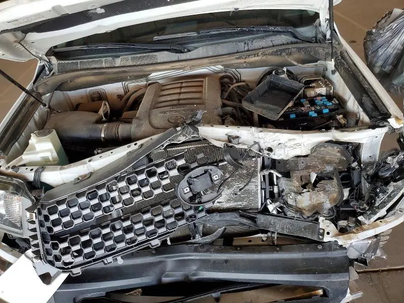 2020 TOYOTA TUNDRA SR5  